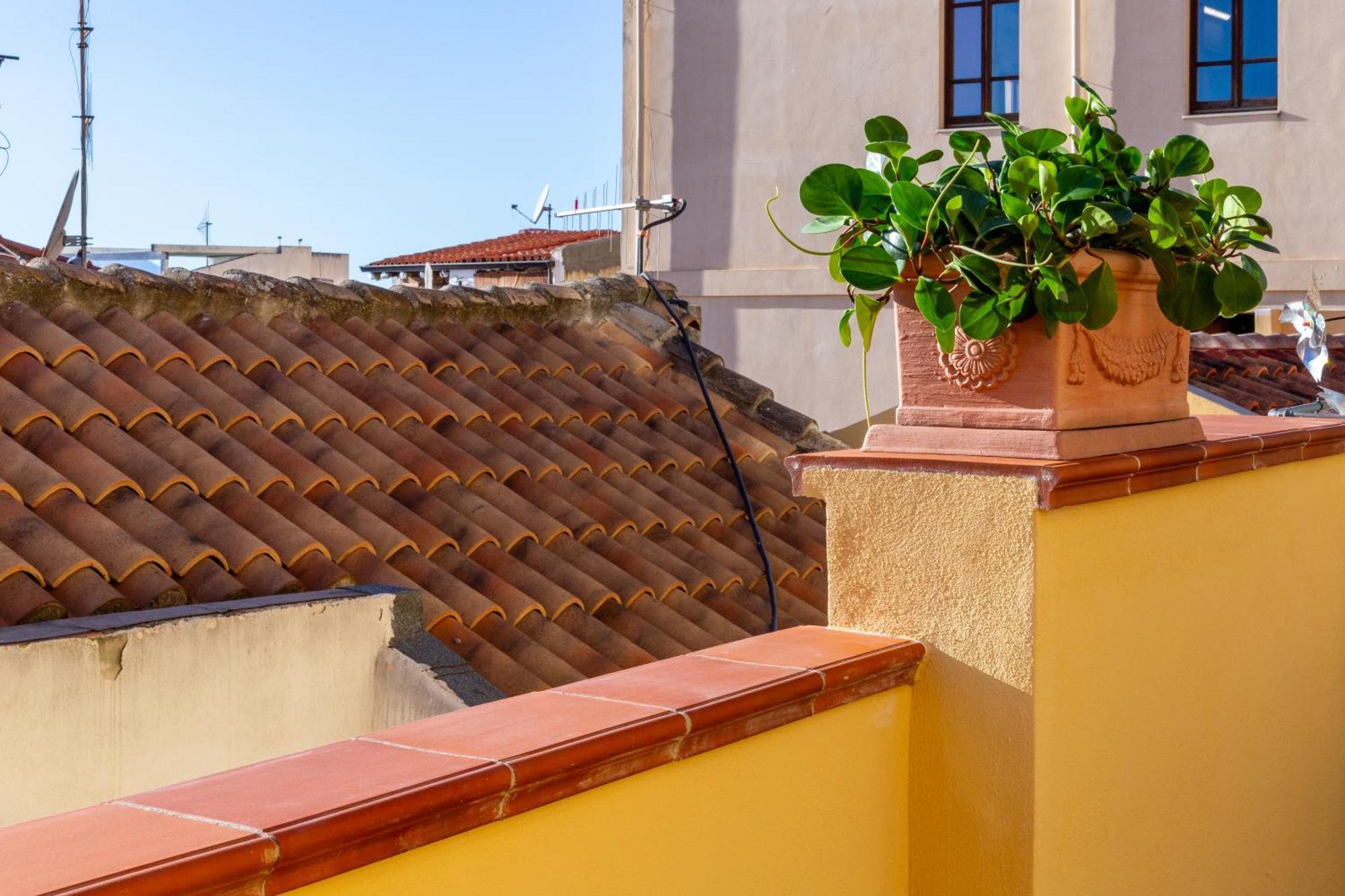 Mch-Marina Charming House Appartement Cagliari Buitenkant foto