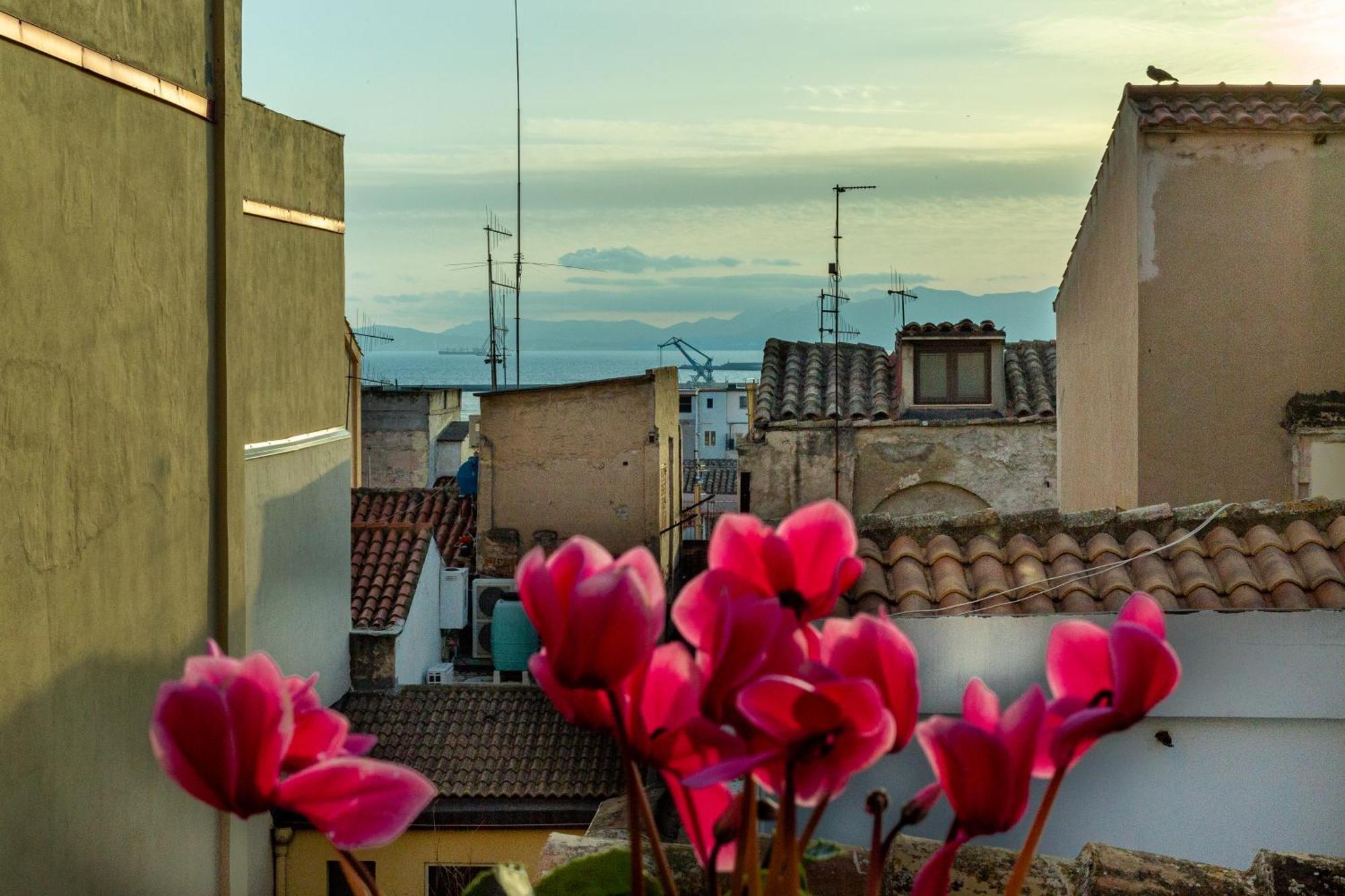 Mch-Marina Charming House Appartement Cagliari Buitenkant foto